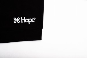 SS_Black_04.JPG  , odzież chrześcijańska, bluza chrzescijanska, bluza chrześcijańska, bluza z siglum, bluza z kapturem, bluza Hope, hopeclothes, bluza z logo, bluza BASIC, bluza z siglum,